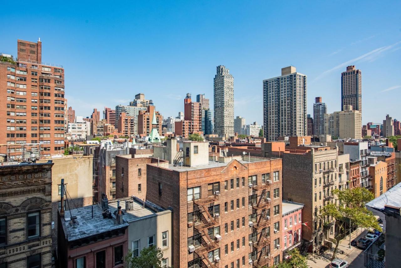Ues Studio W Gym Doorman Balcony Stunning Roof Nyc-504 Apartment