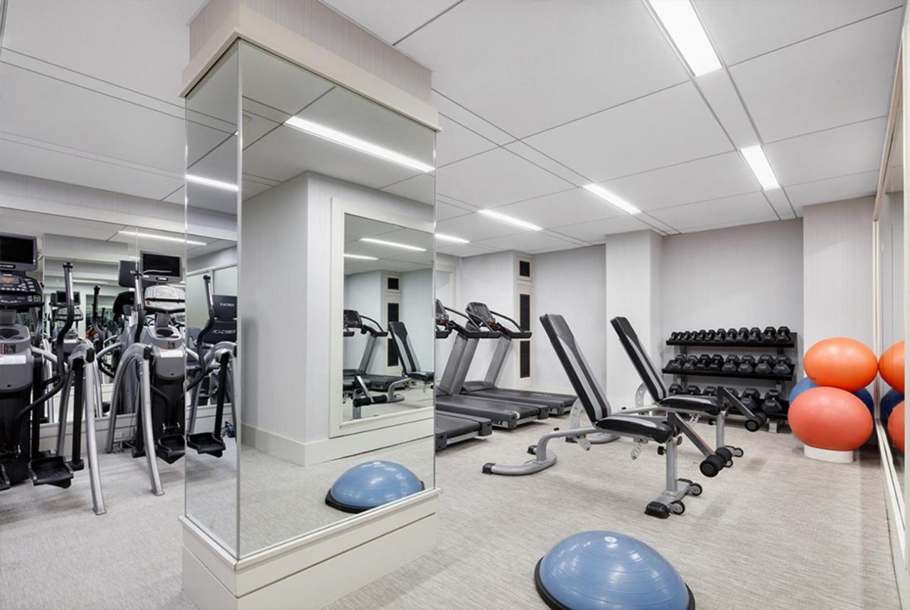 Ues Studio W Gym Doorman Balcony Stunning Roof Nyc-504 *