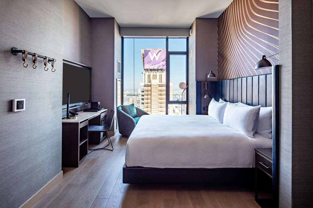Tempo By Hilton Times Square 4*