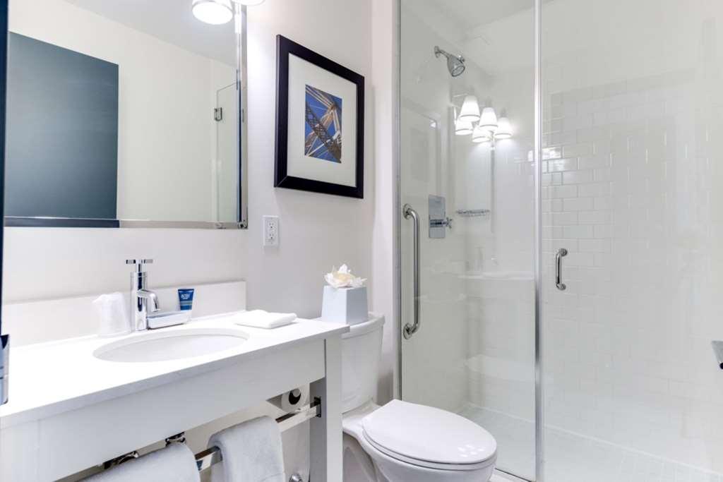 Vista Lic Hotel, Bw Premier Collection Hotel New York
