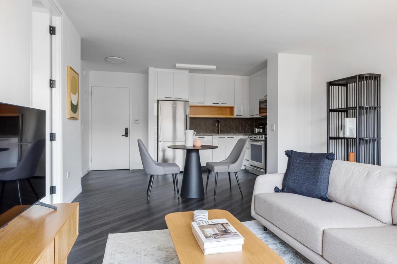 East Village 1br W Balcony Doorman Wd Nr Bars Nyc-1125