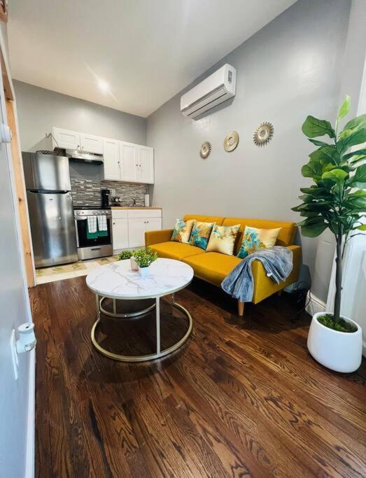Stylish 1 Bedroom - Brooklyn By Train Station * New York