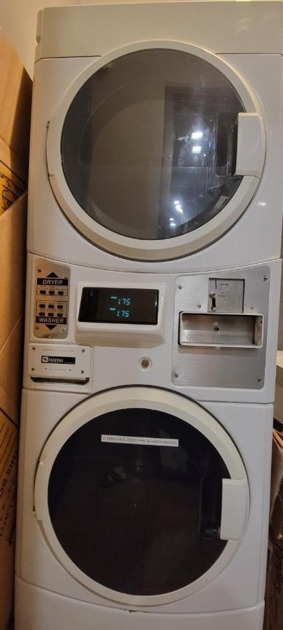 Private In A 4 Big 4 Apartament Green Point * New York