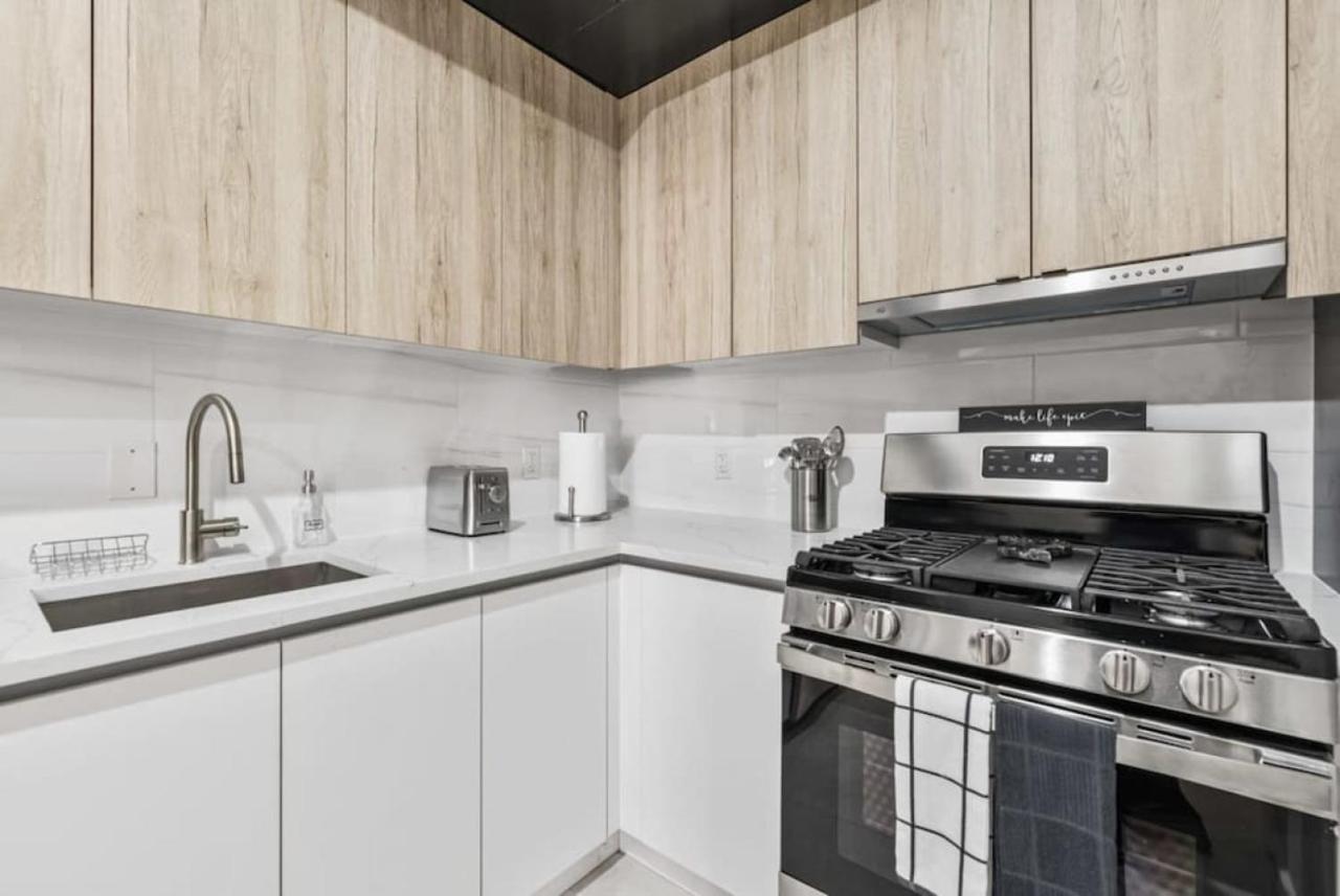 Top Notch 2 Bedroom Minutes From Central Park * New York