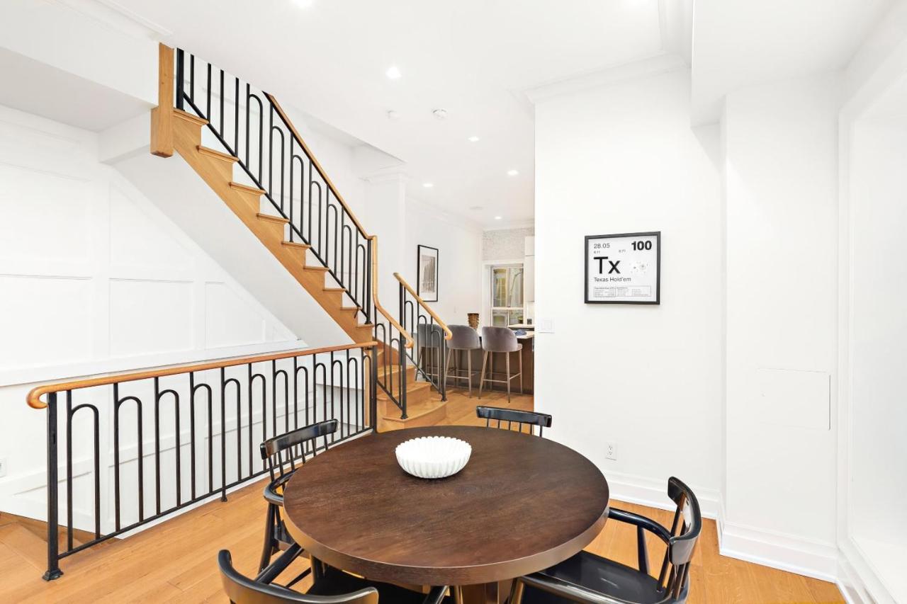 Luxurious 5 Bedroom Townhouse Villa New York