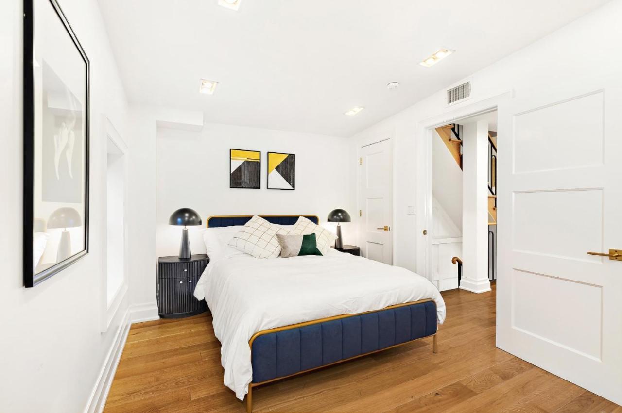 Luxurious 5 Bedroom Townhouse * New York