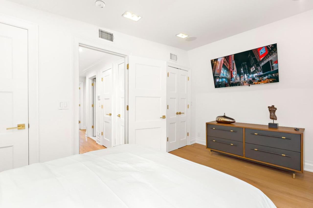 Villa Luxurious 5 Bedroom Townhouse