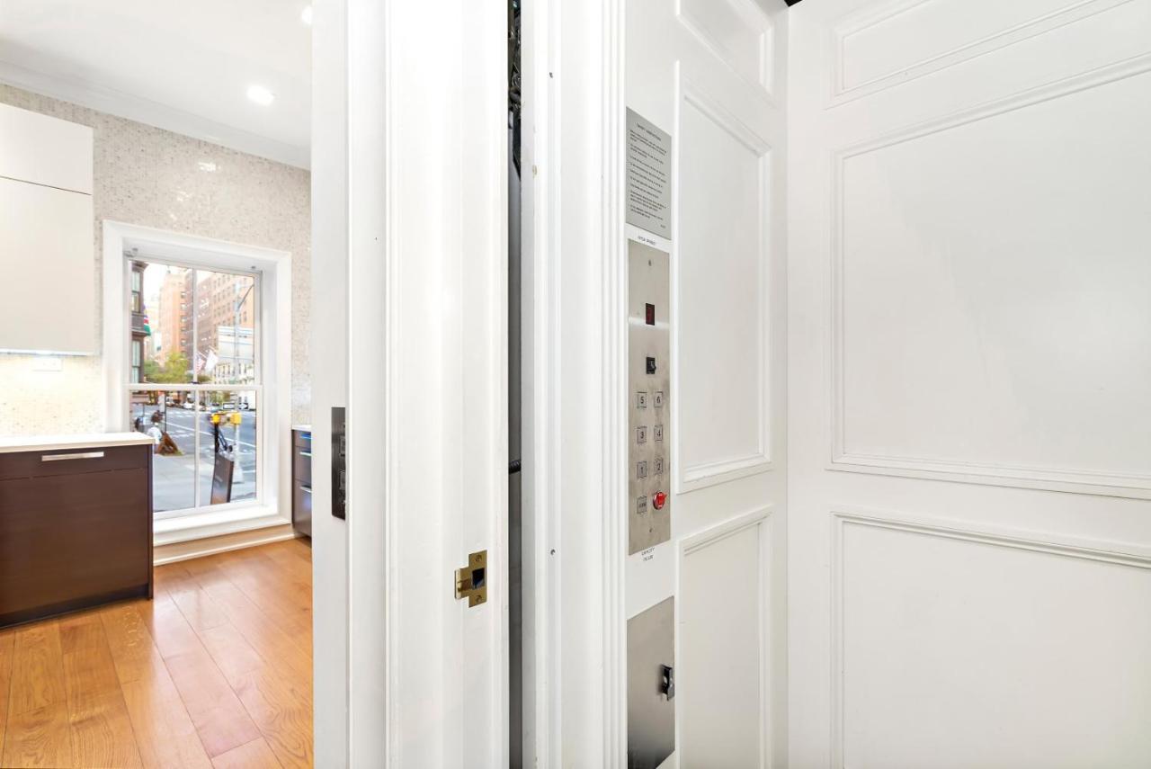 Villa Luxurious 5 Bedroom Townhouse New York
