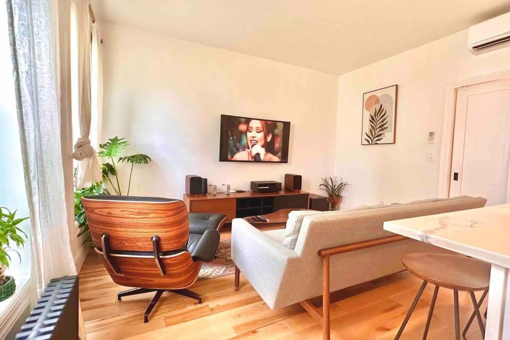Apartment Airy, Modern Penthouse In A Brooklyn Brownstone *