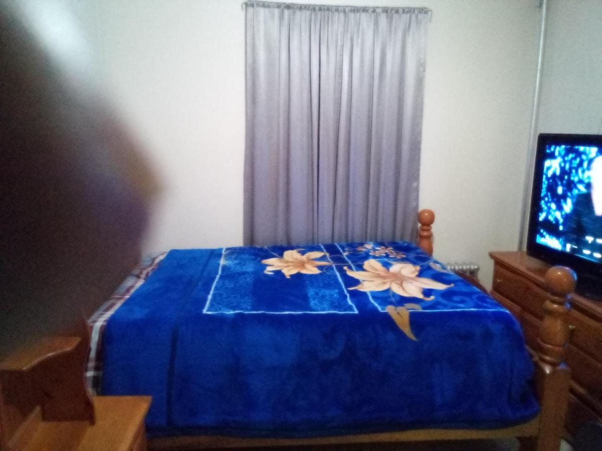 Homestay Hunts Point Short