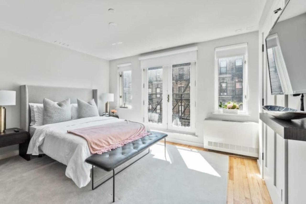 Apartment Luxe With Charming Juliet Balcony *