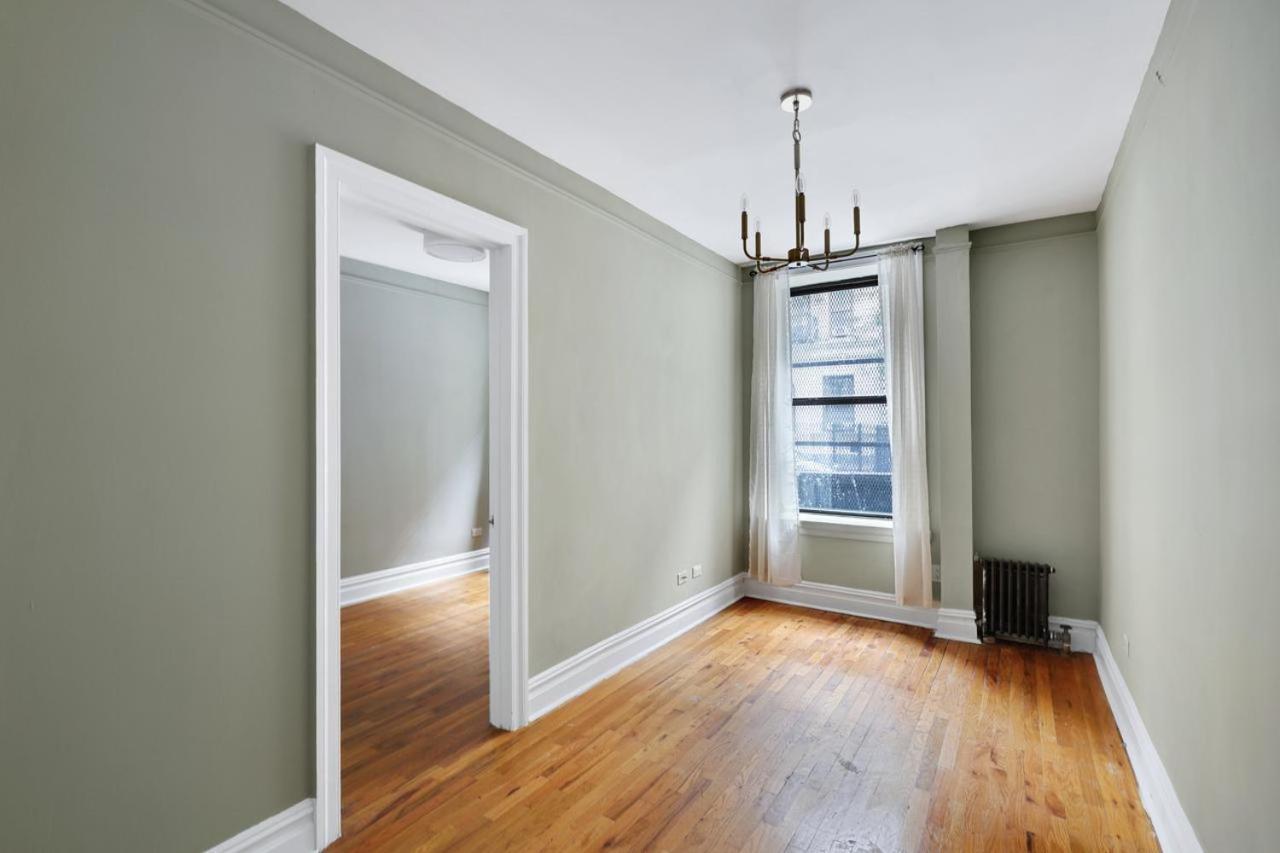 549: Upper West Side Apartment