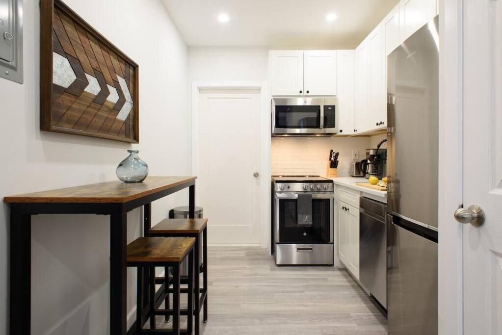 240-12 Brand New Prime Location W&d New York