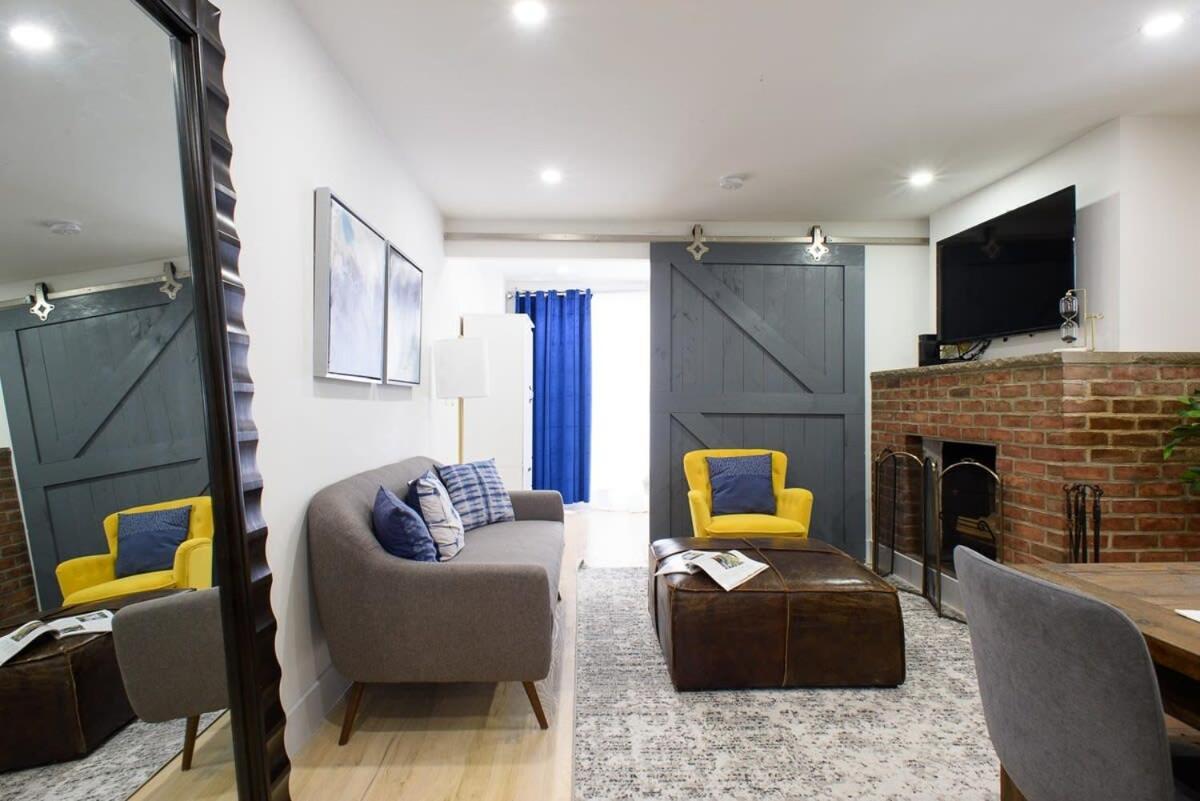 Apartment 75-5d New Quality 3br Duplex W&d Elevator *