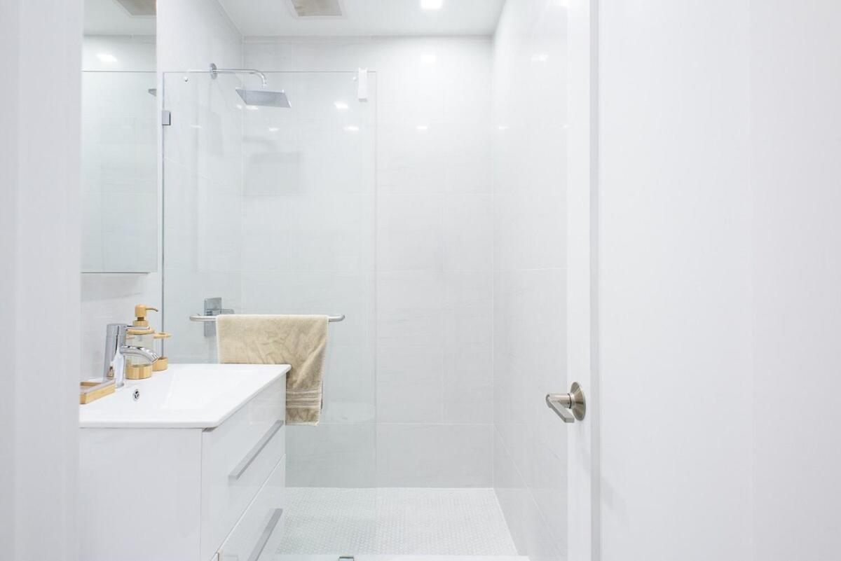 62-2b New Prime Ues W D In Unit Apartment