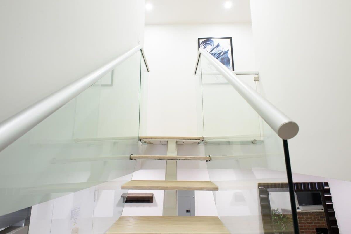 Apartment 75-5d New Quality 3br Duplex W&d Elevator *