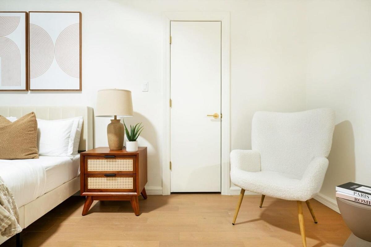 Apartment 76-1d Brand New 4br 3bth Ues Doorman Gym New York