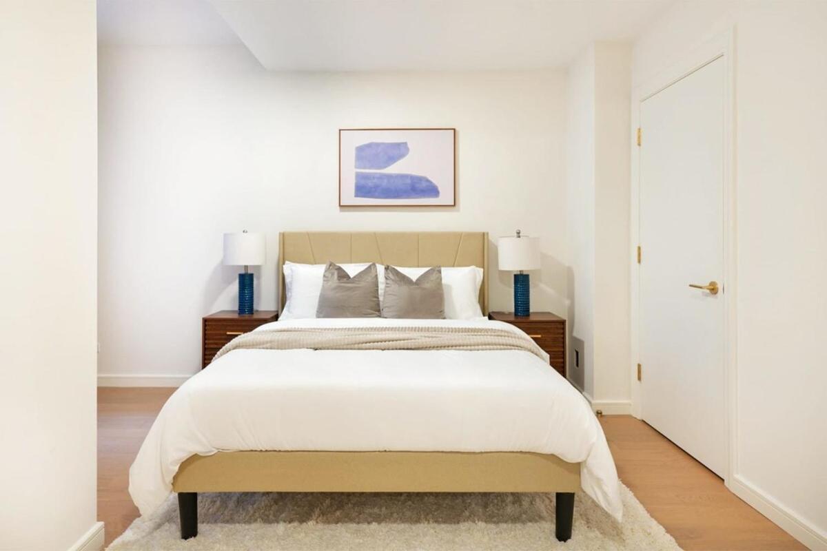 76-1d Brand New 4br 3bth Ues Doorman Gym Apartment *