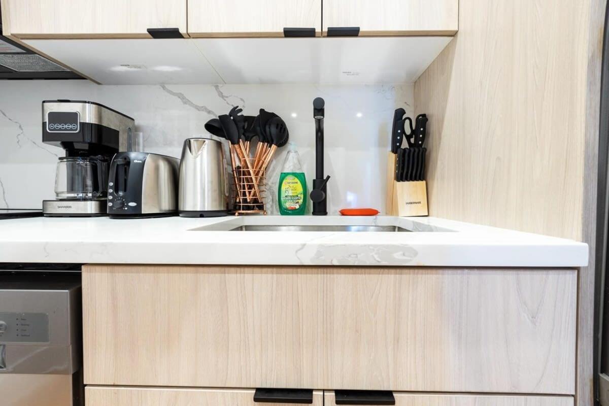 7-3 2br 1bath In Prime Park Slope New York