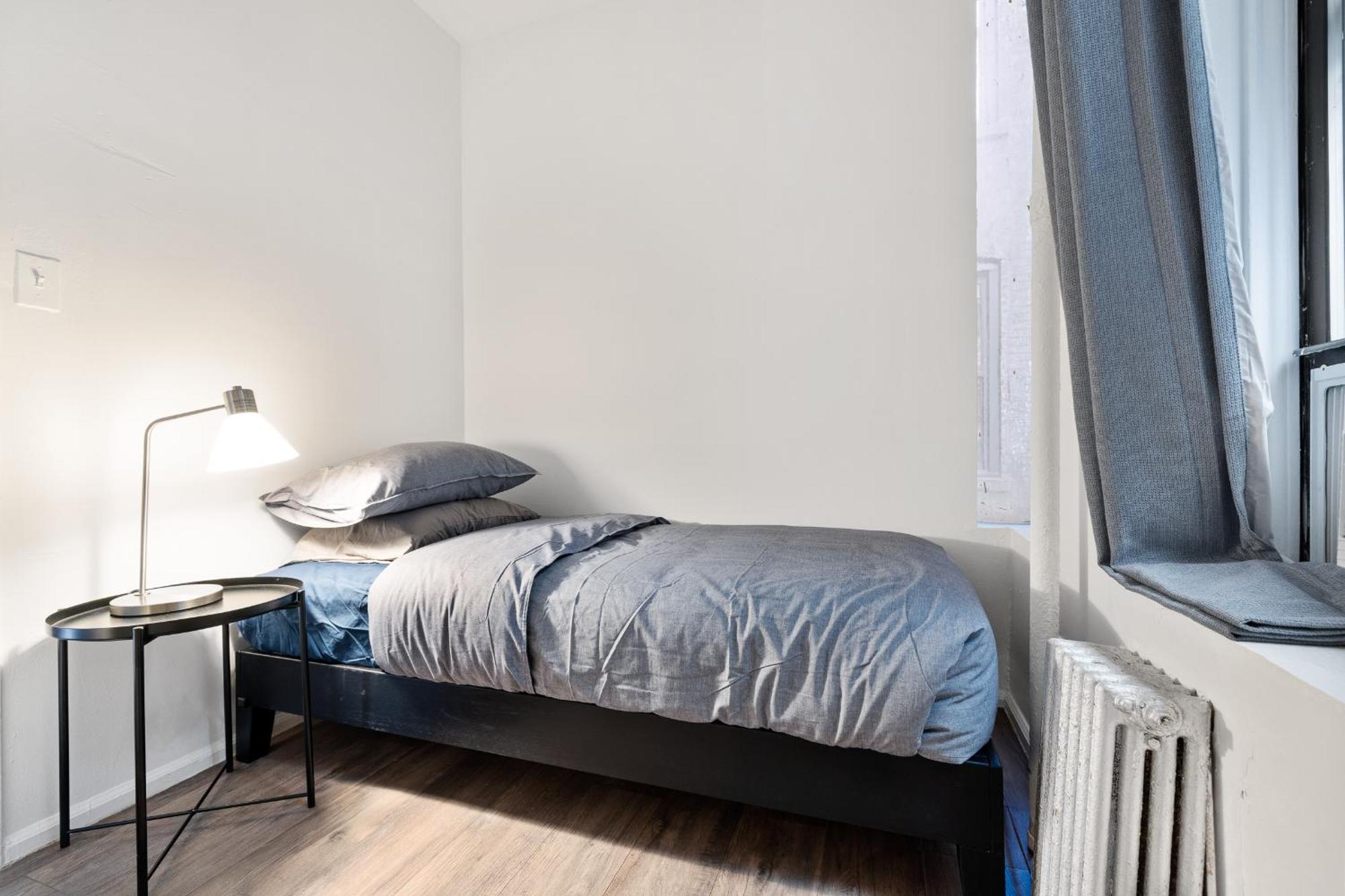Apartment Centrally Located Manhattan ,times Square/hell's Kitchen *