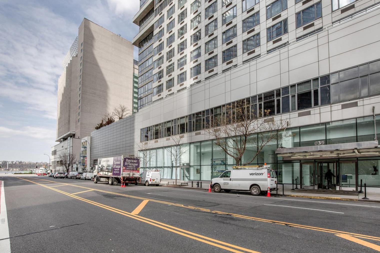 Blueground Hells Kitchen Gym Elev Nr Museum Nyc-1437 *