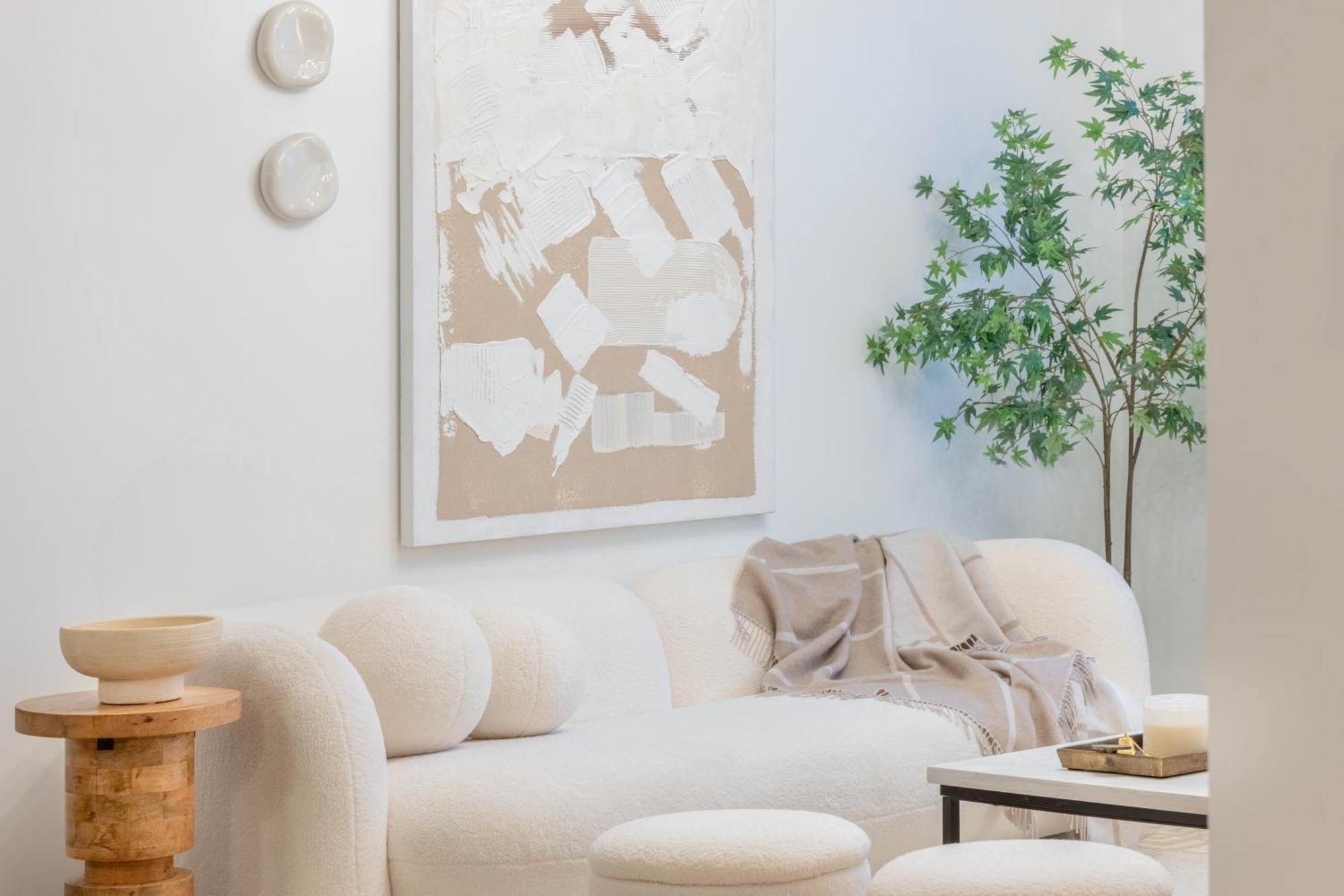 Designer Apt For 6, City Views, Near Times Square! New York