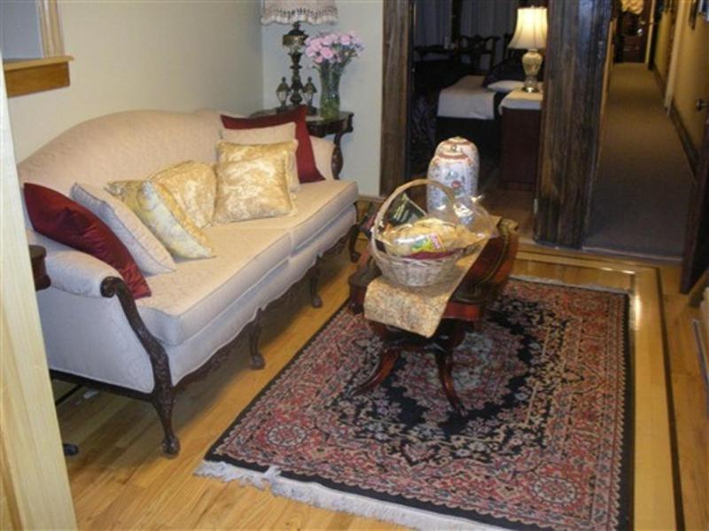 Hotel The New York Renaissance Home And Guesthouse New York