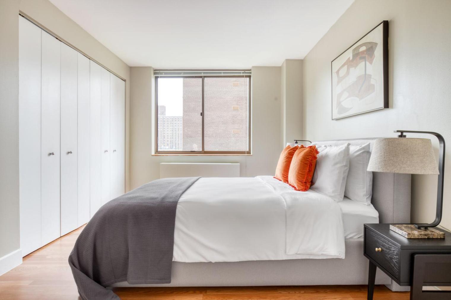 Uws 2br W Playroom Rooftop Nr Park Nyc-859 *