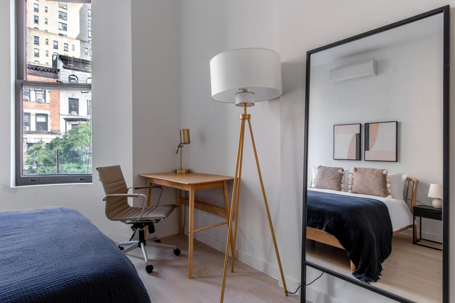 Uws 2br W Elevator Wd Nr Park Nyc-1300 * New York