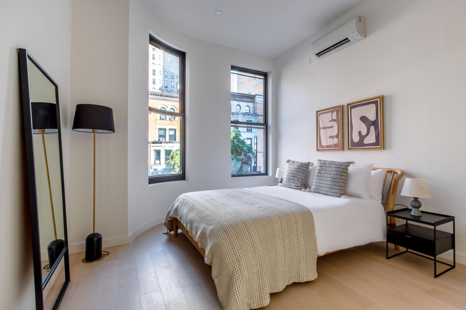 Apartment Uws 2br W Elevator Wd Nr Park Nyc-1300