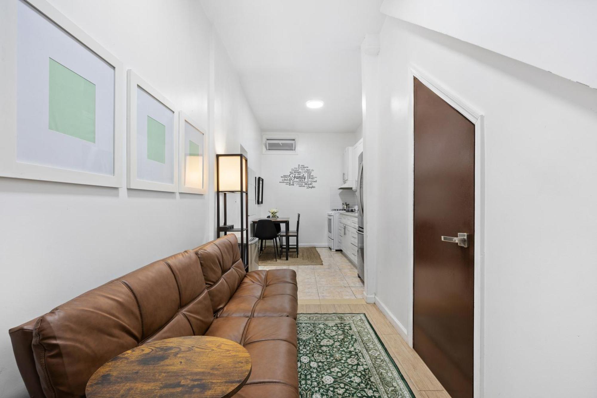 Sleek 2br - Walking Distance To Times Square *