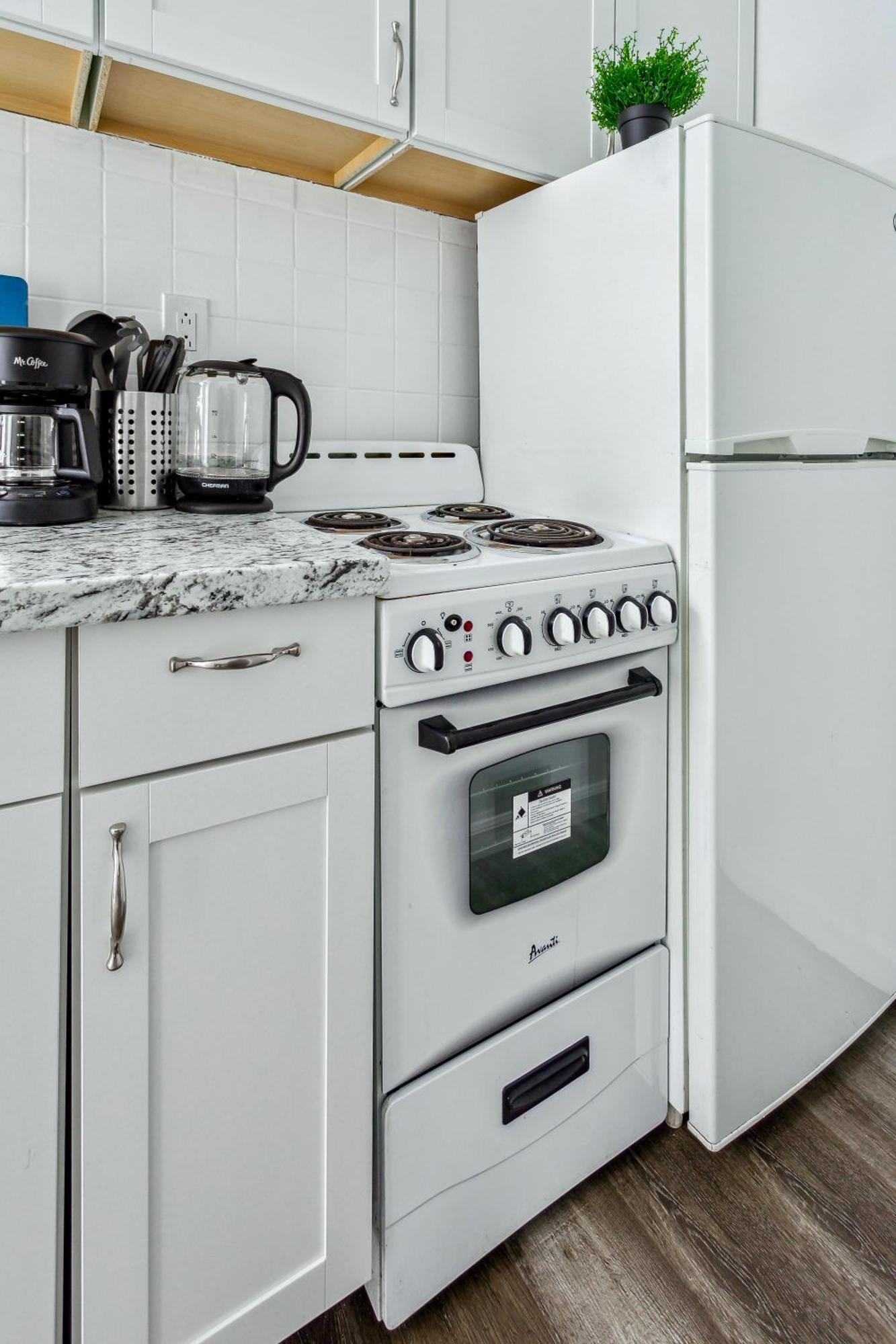 Oasis Of Serenity In Perfect Location Of Hell Kitchen Apartment New York