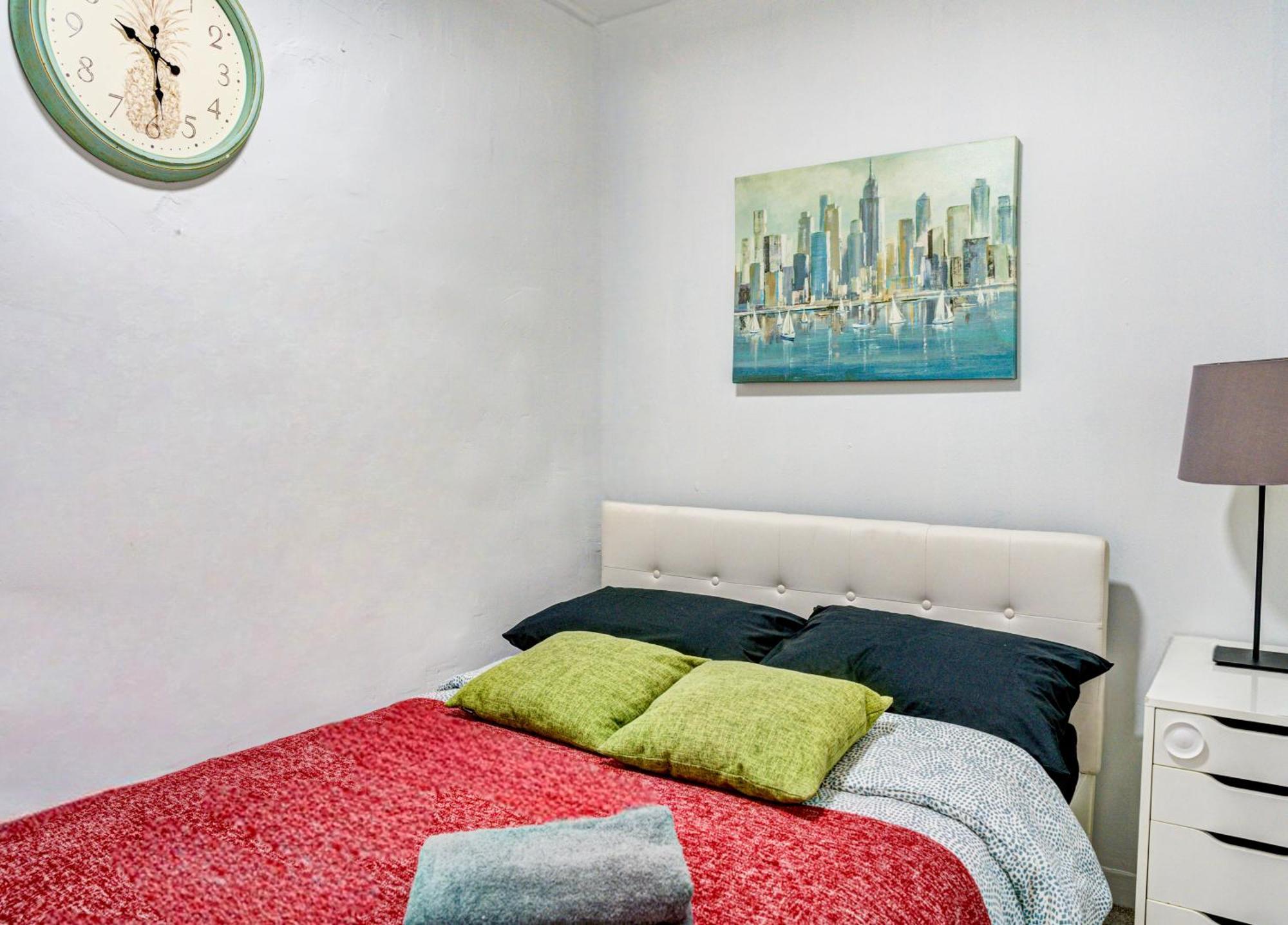 Oasis Of Serenity In Perfect Location Of Hell Kitchen Apartment *