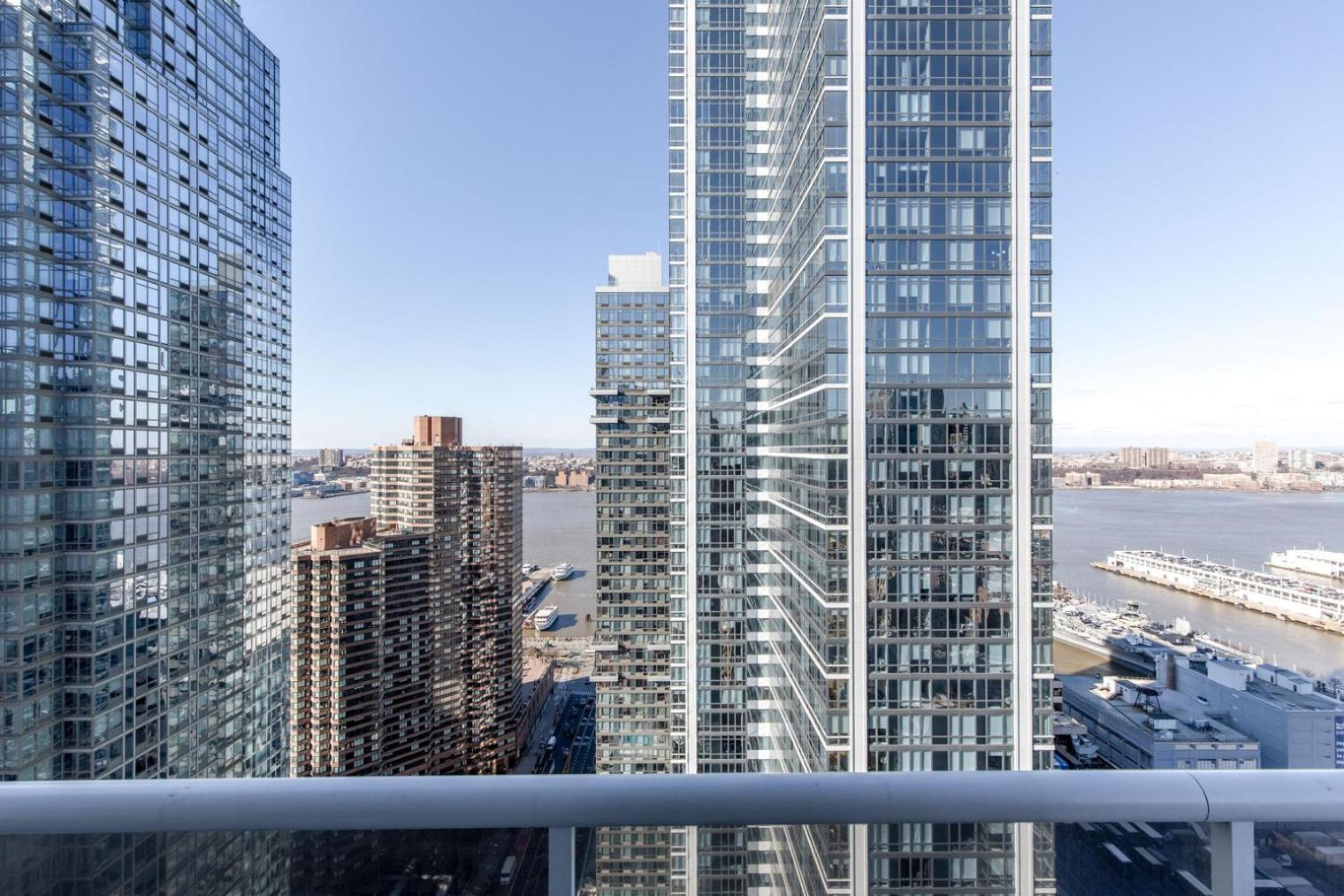 Midtown West 2br W Gym Roofdeck Nr Hudson Nyc-1395 Apartment *