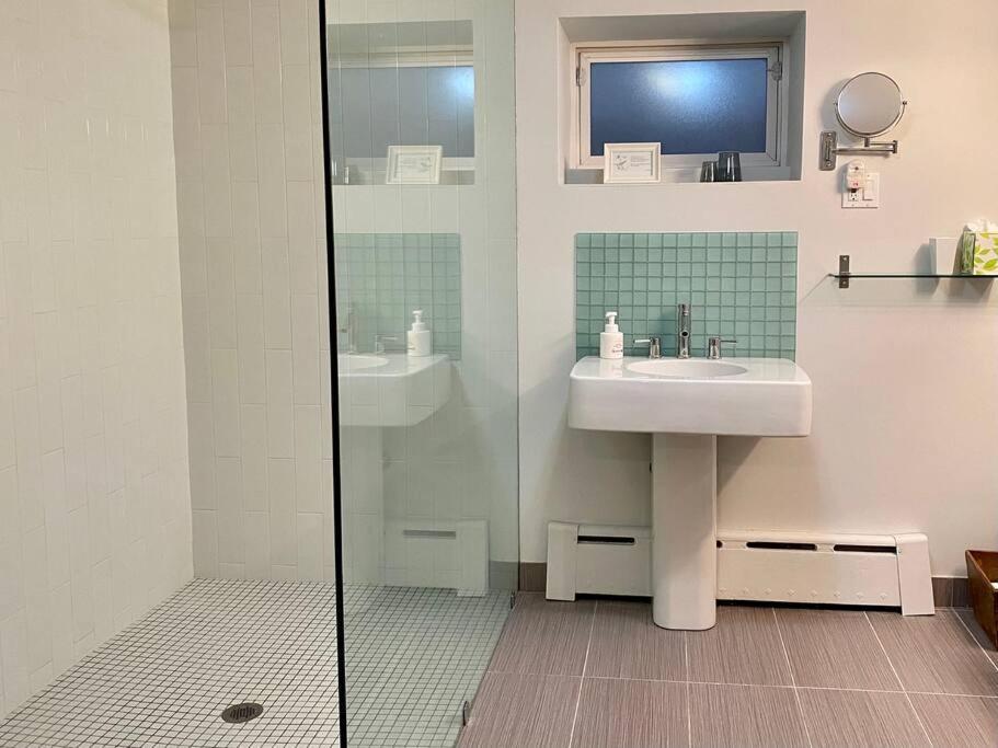 Apartment The Griffin B And B, Private Two Bedroom In Victorian Ditmas Park *