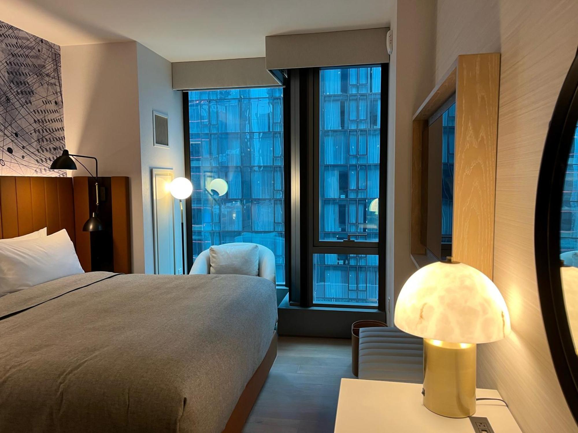 Tempo By Hilton Times Square 4*