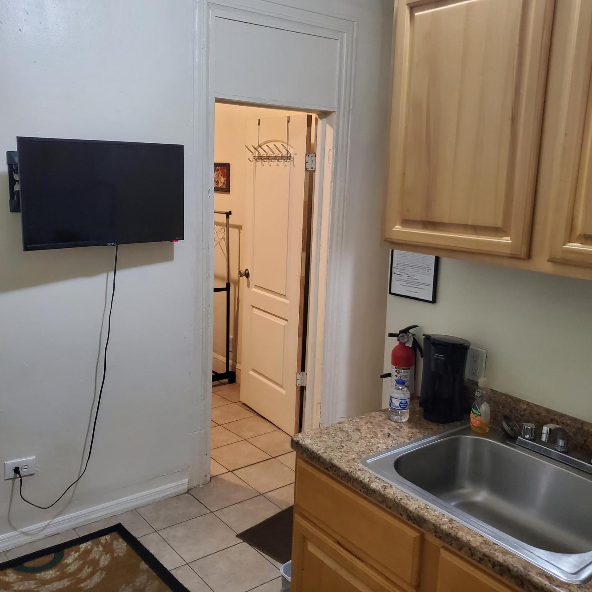 And One Bedroom New York