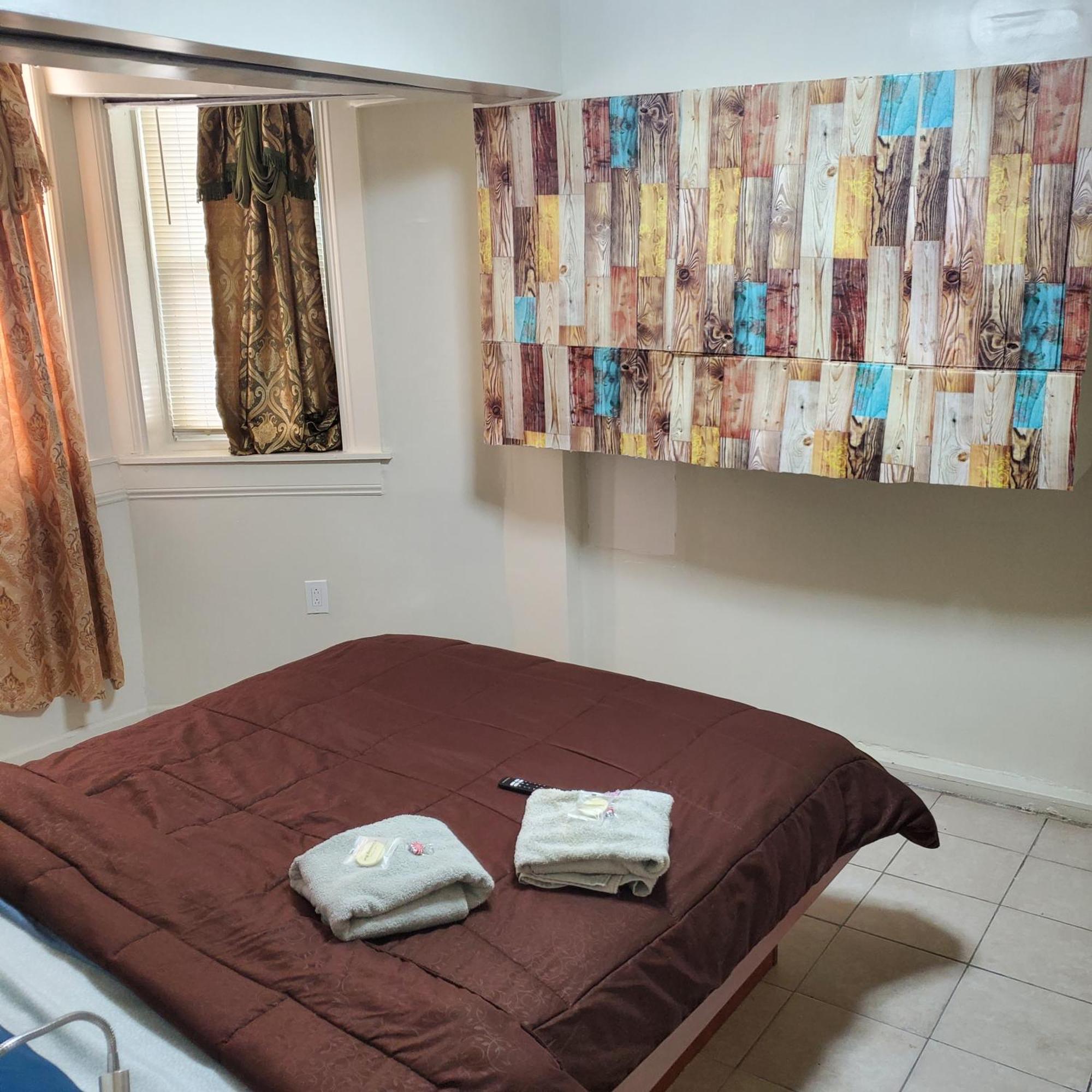 Apartment And One Bedroom