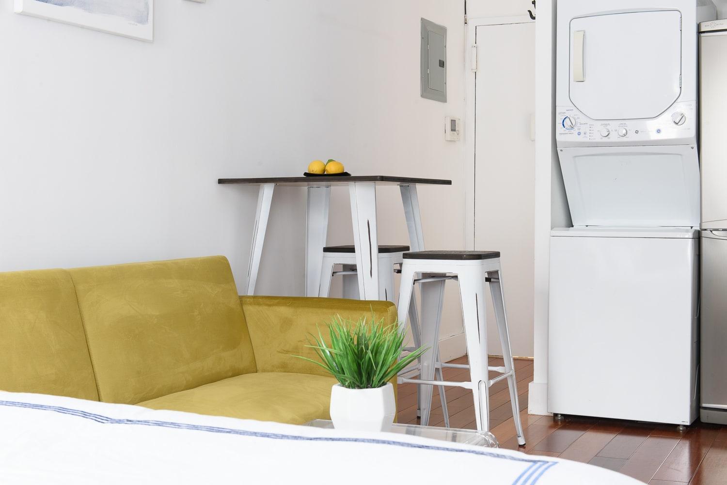 24-18 New Gramercy W D In Unit Fully Reno