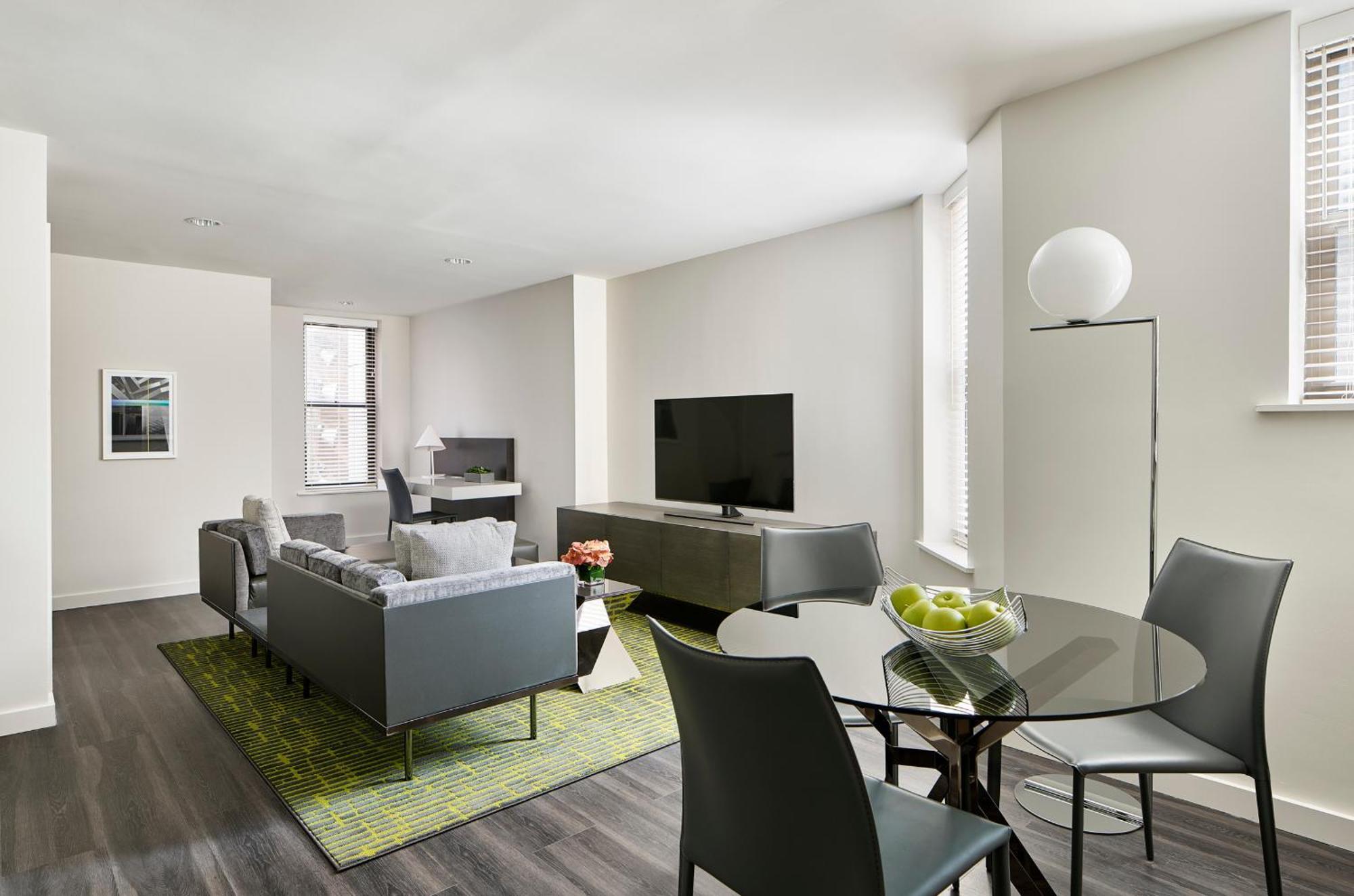 Aka Times Square Aparthotel 4*