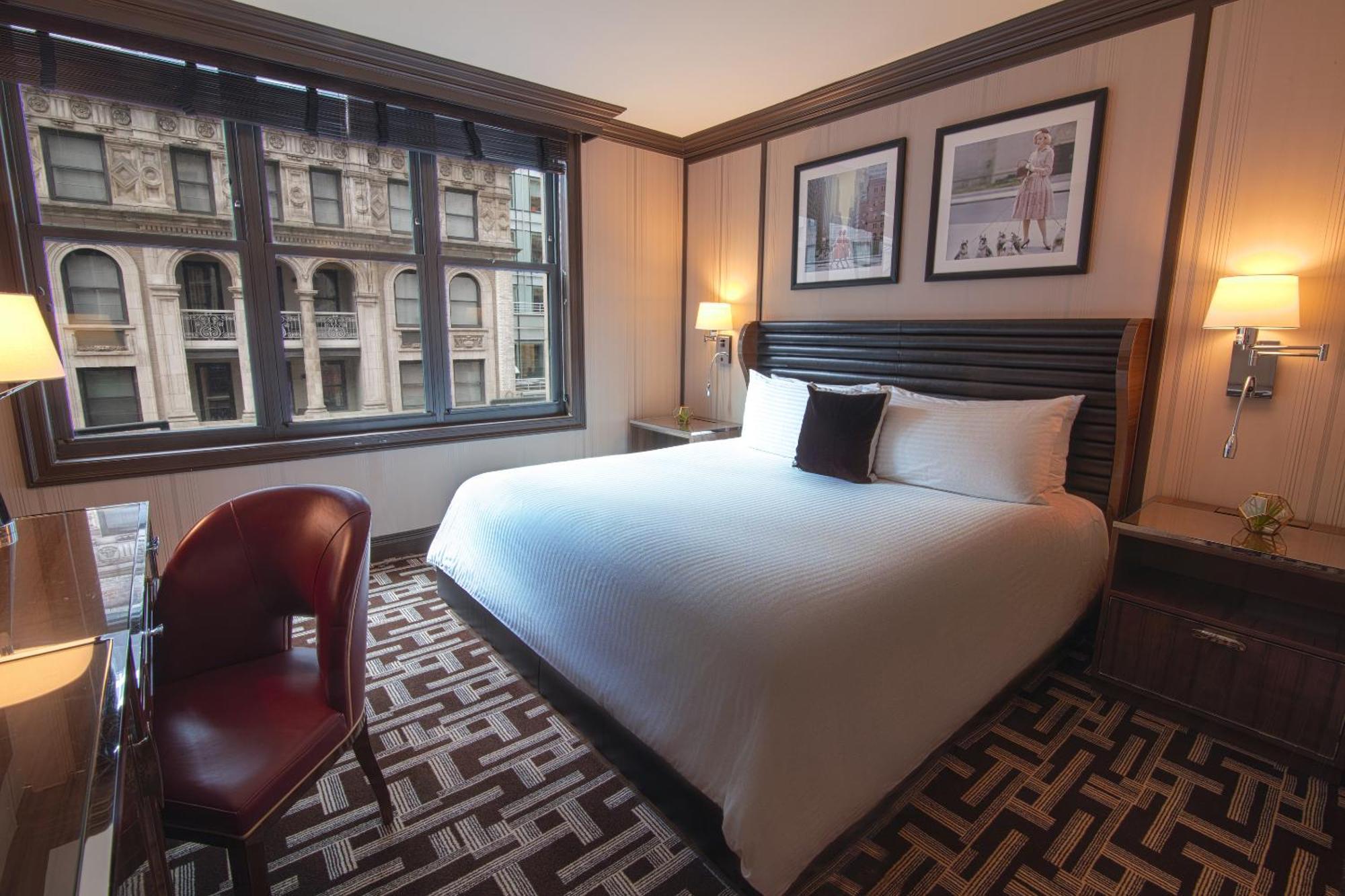 Iroquois Times Square Hotel New York