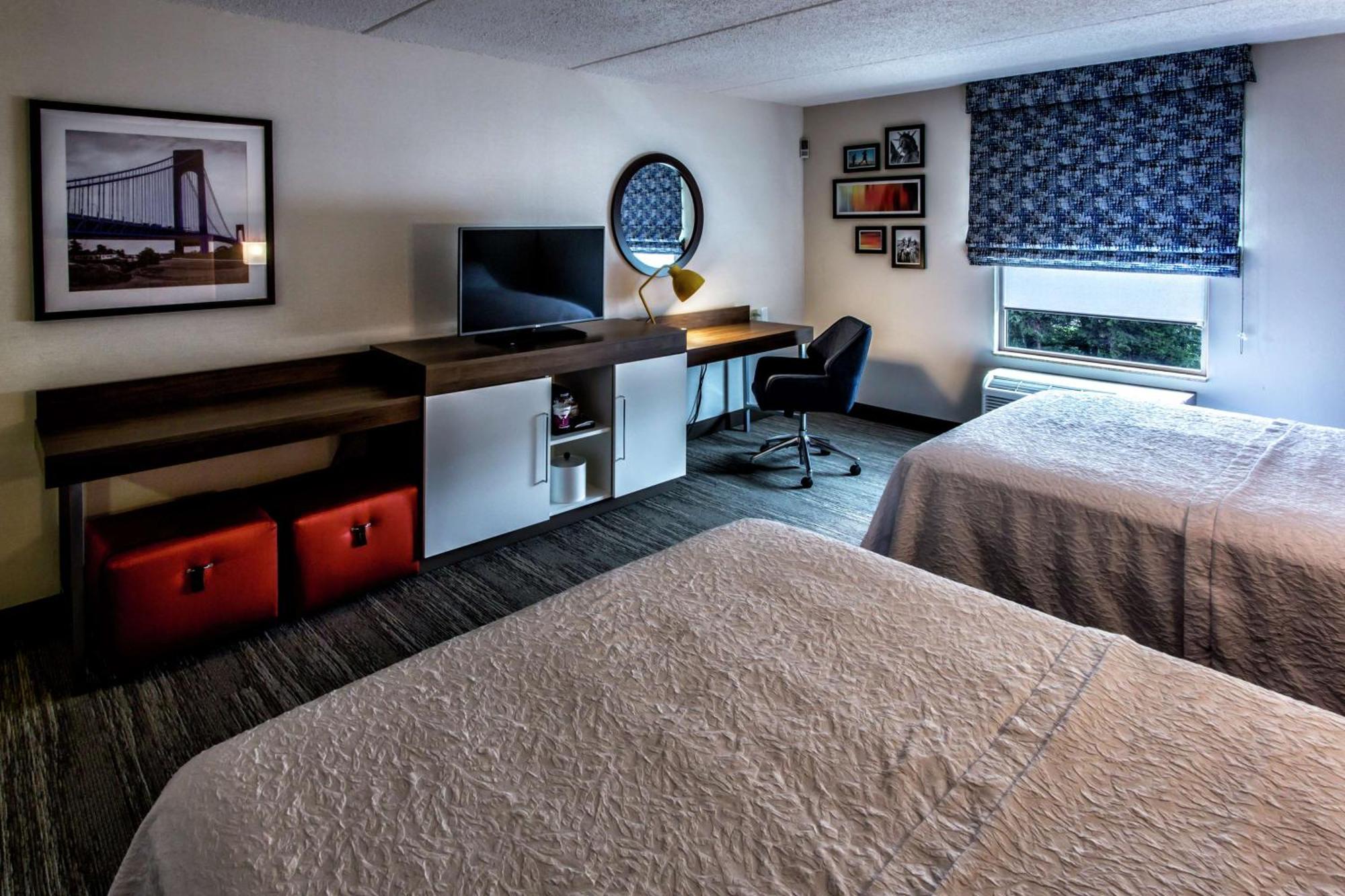 Hampton Inn&suites Staten Island Hotel 3*
