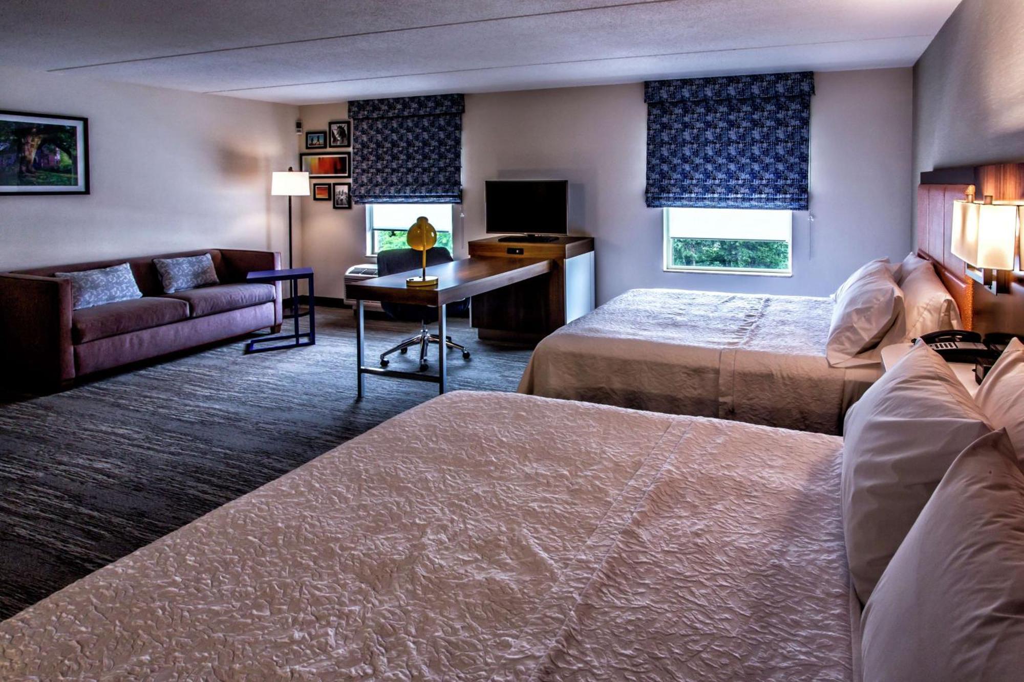 Hampton Inn&suites Staten Island Hotel