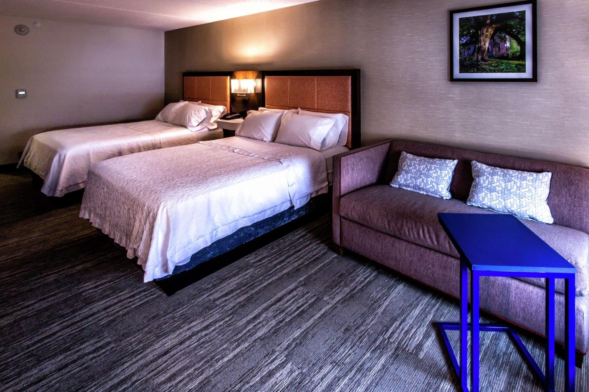 Hampton Inn&suites Staten Island Hotel 3*