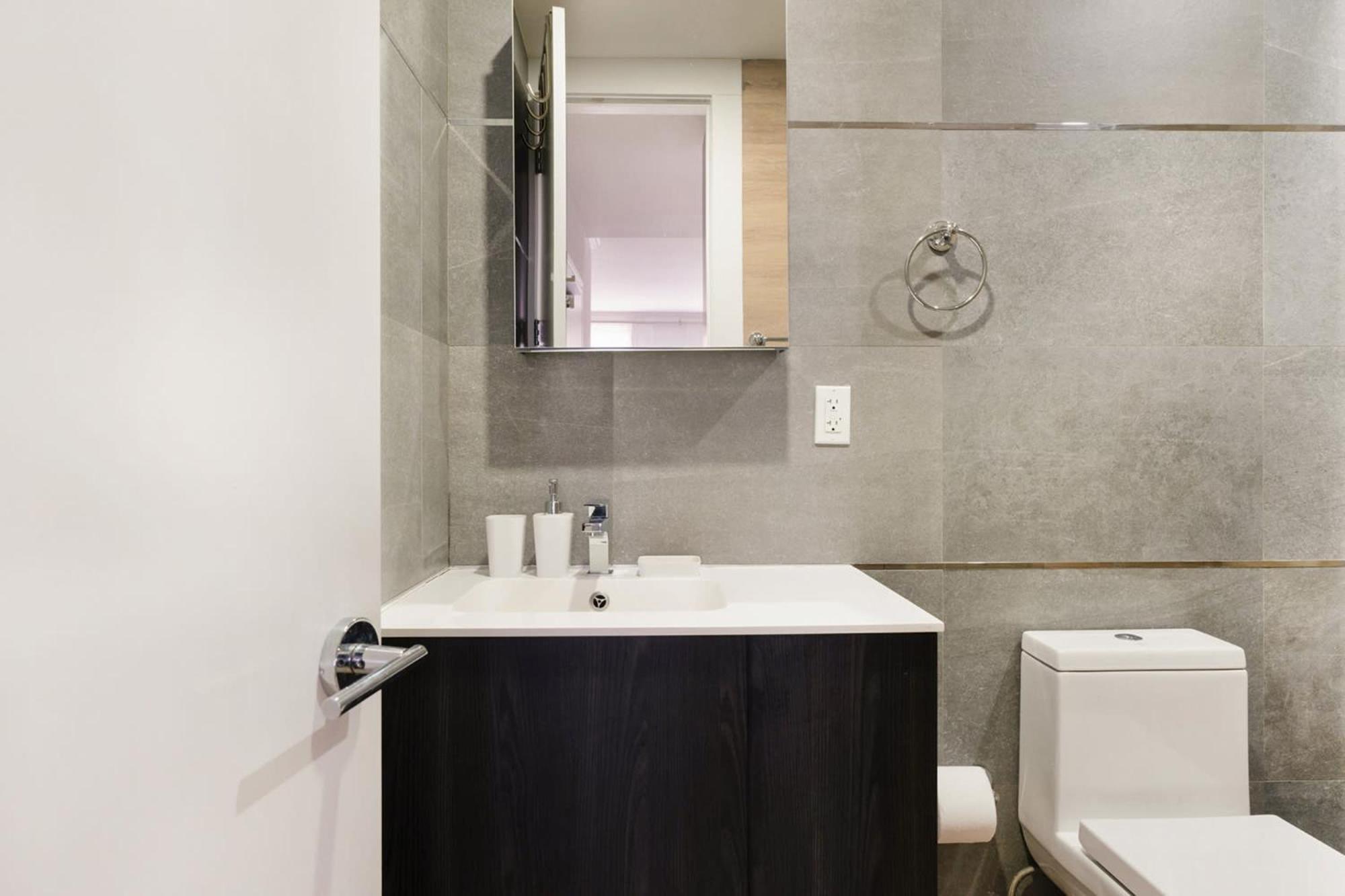 1597-7 Luxury Upper East W&d In Unit Apartment New York