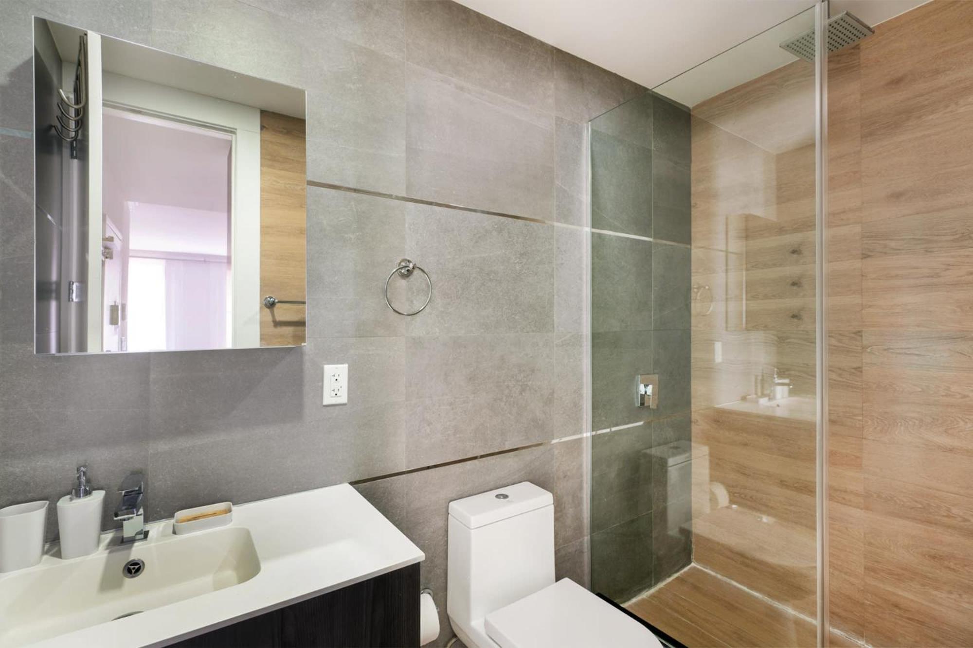 1597-7 Luxury Upper East W&d In Unit Apartment