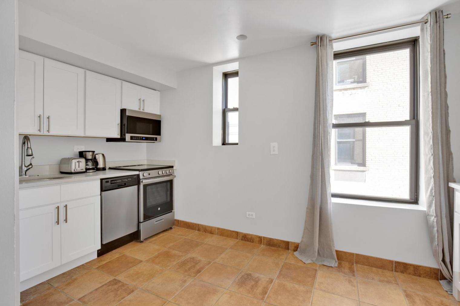 Uws 2br W Gym Doorman Nr Park Nyc-732 * New York