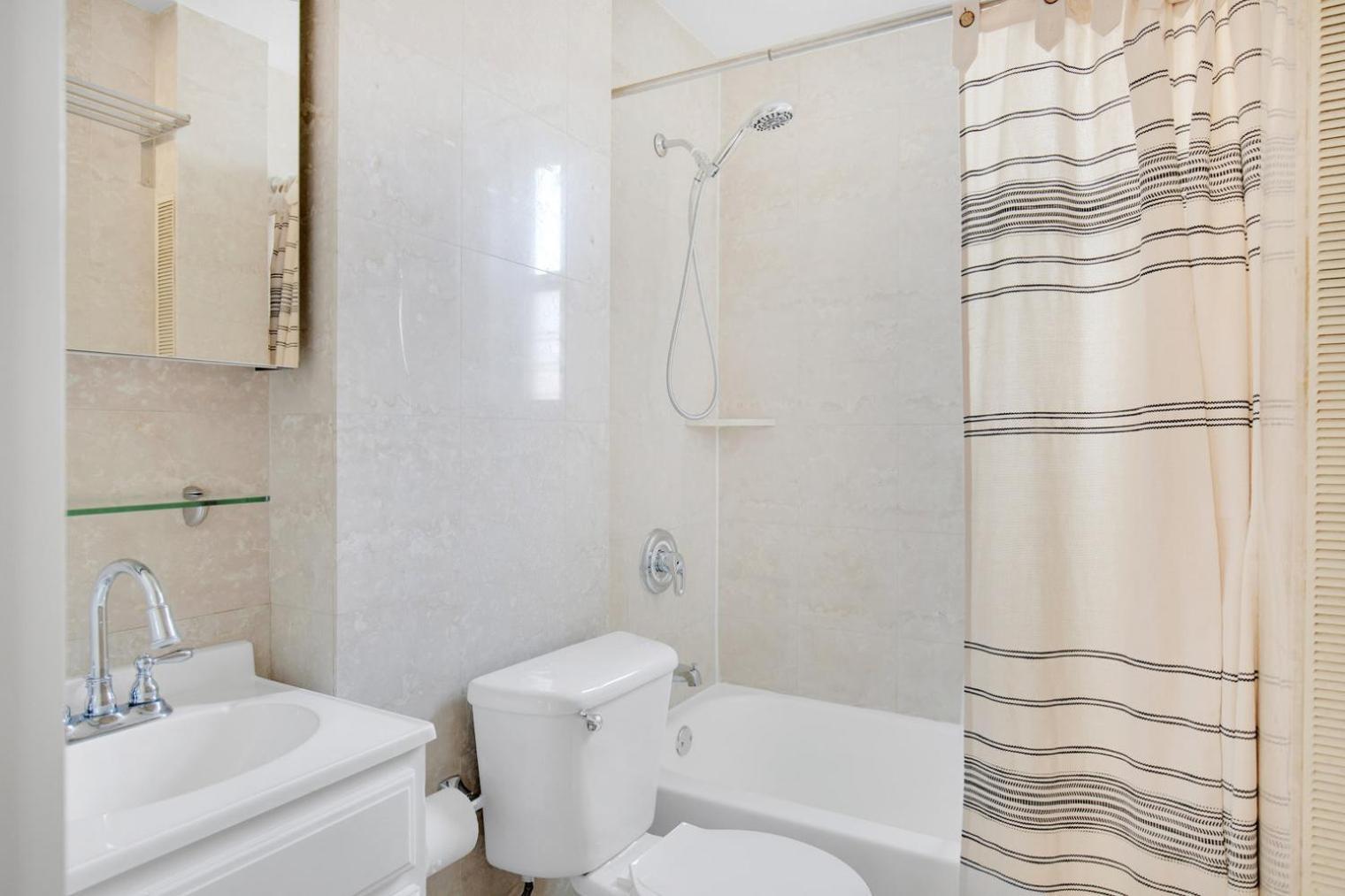 Apartment Uws 2br W Gym Doorman Nr Park Nyc-732 *