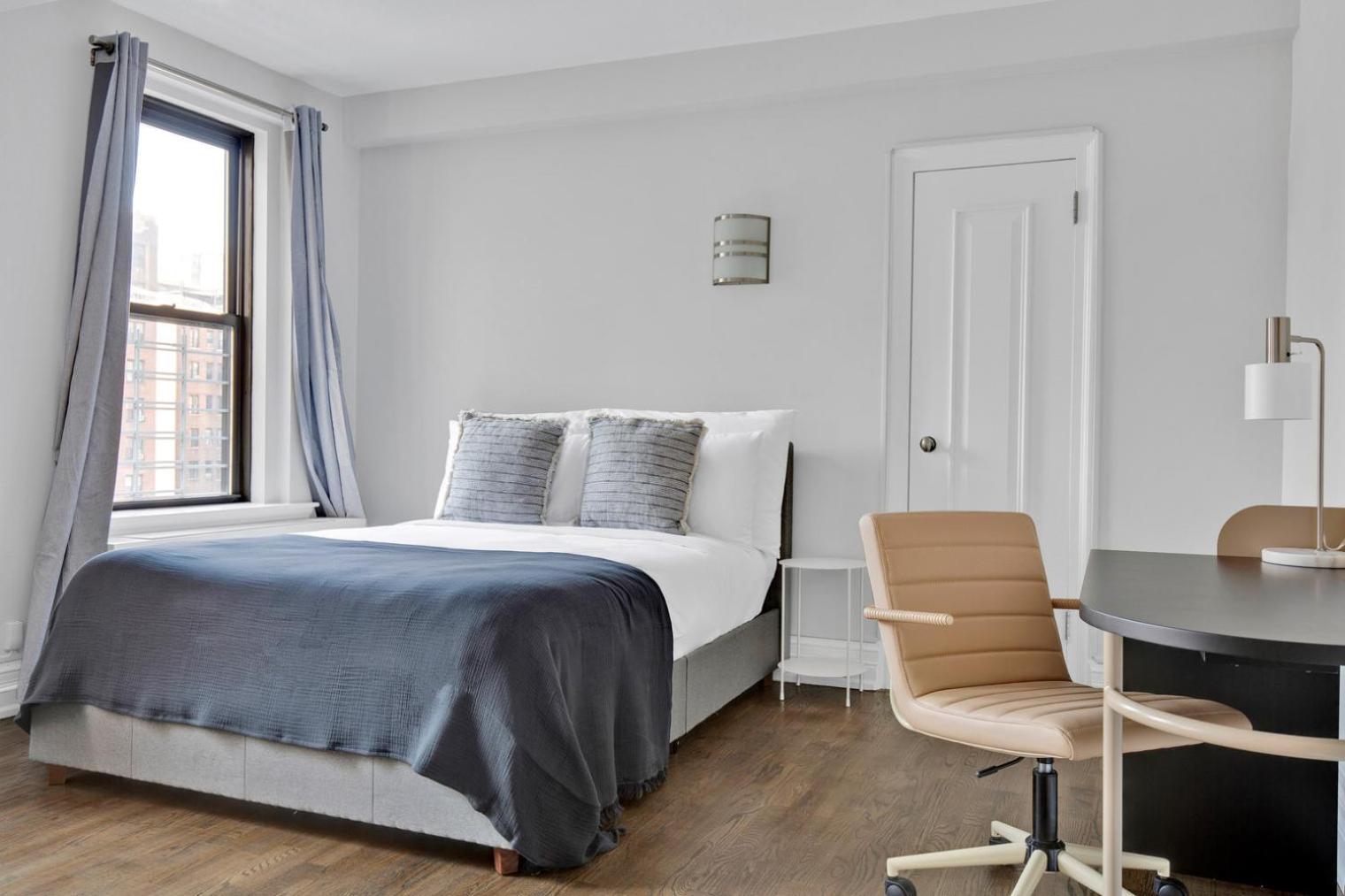 Uws 2br W Gym Doorman Nr Park Nyc-732