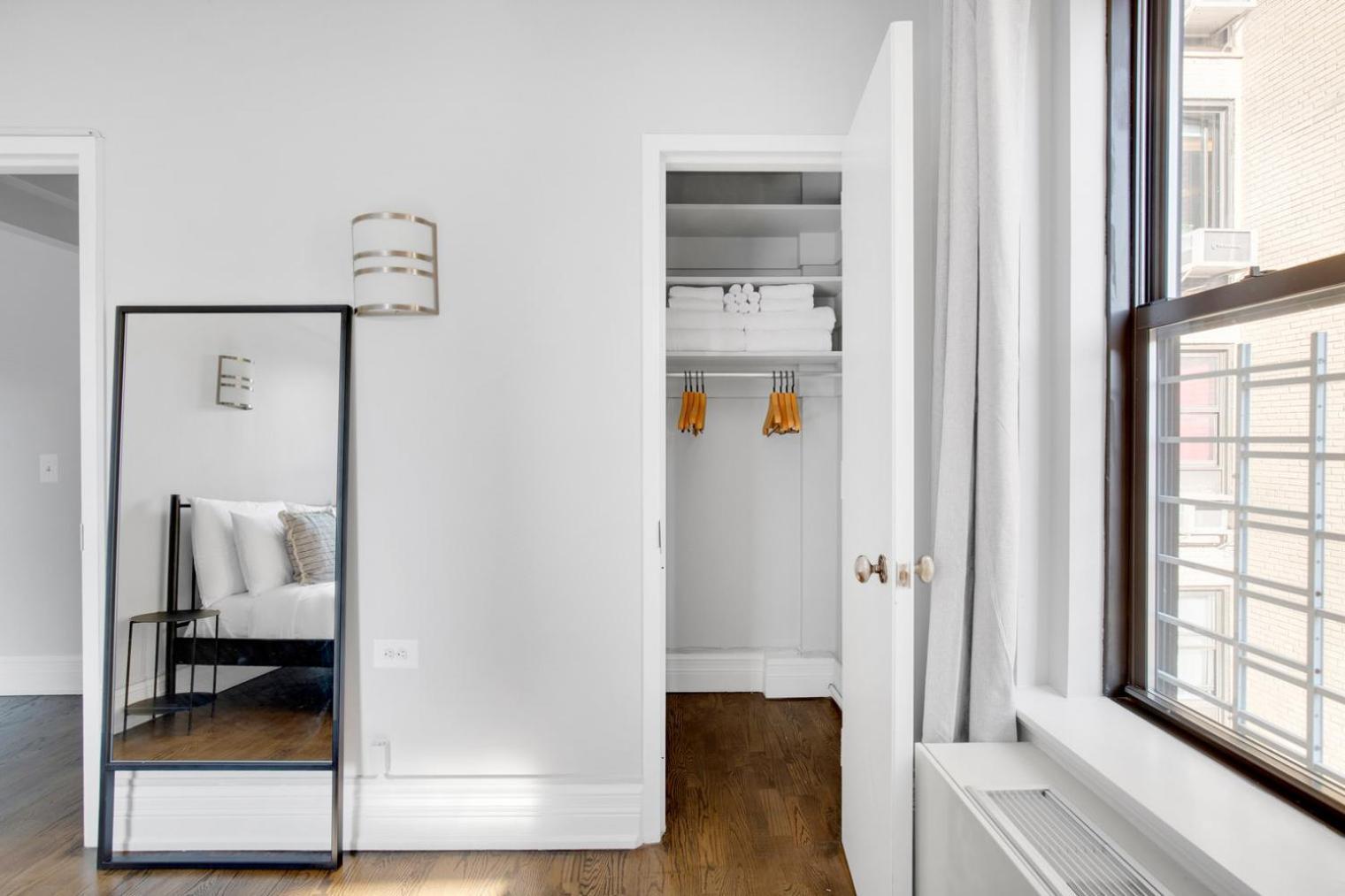 Uws 2br W Gym Doorman Nr Park Nyc-732 Apartment